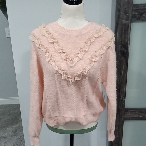 Lush Long Sleeve Light Pink Sweater W Lace Trim & Lined Stitching Size M NWT - Picture 2 of 3